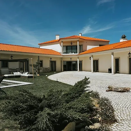 Refugio Da Rainha * Moledo (Lisbon)