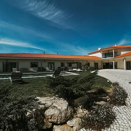 Refugio Da Rainha Moledo (Lisbon)