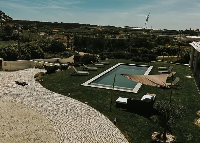 Refugio Da Rainha Bed & Breakfast 3*